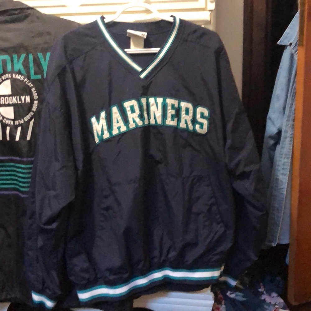 Mariners pull over